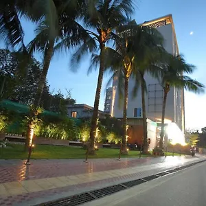 Empyrean Centre Hotel