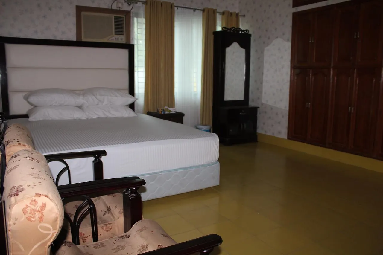 Green View Resort & Convention Center Dhaka 4*,
