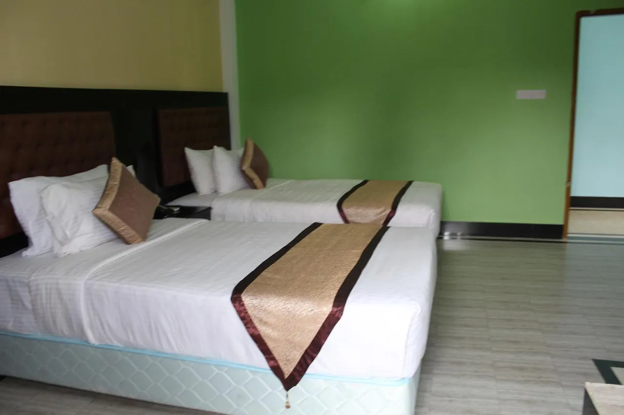 Green View Resort & Convention Center Dhaka 4*,